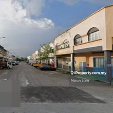 1.5 storey factory for sell at bandar teknologi kajang semenyih