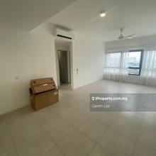 2 Room 2 bathroom unit for rent