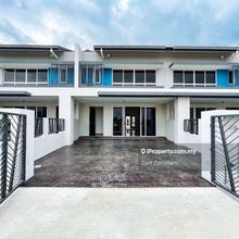 Terrace house for Sale