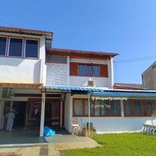 Double storey semidetached below market value in Paroi, Seremban