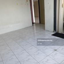 Desa Sri Puteri Block B Apartment Desa Petaling Salak Selatan