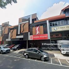 Kepong Sri Edaran Adjoining 1.5 Storey Factory For Rent