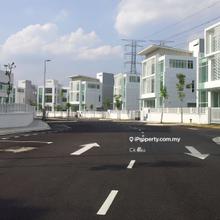 Freehold 2.5 storey Factory with cargo lift For Sale in Kepong 