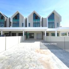 Brand New 2 Storey Terrace (5.86 Points) at Pine View, Batu Kawa 