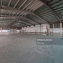 Detached factory warehouse with loading bay at Kota Damansara
