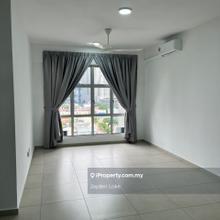 2r2b1cp, partially furnished for rent