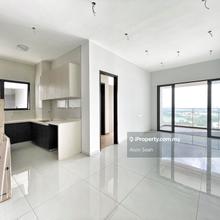 Danga bay Super Beautiful Sea view Condominium