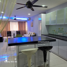 Well kept condo for sale at Koi Kinrara Suites