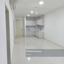 Walk Dist. to Market,Shops,Restaurants, Bank, Clinic, Bus/Taxi Station