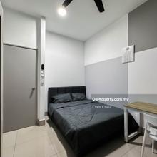Middle Room for Rent 