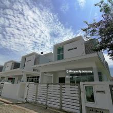 5 Bedrooms The Glades 2 Storey Zero Lot Bungalow At Alma