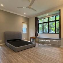 Well Renovated Corner Unit For Sales
