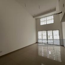 Nice 2.5 storey house with high volume ceiling
