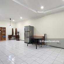 Double Storey Corner Terrace for rent at Jalan Nanas. 