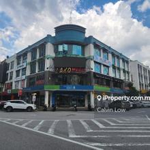 Superb Office Crowd, Matured Commercial Hub, Center of Puchong