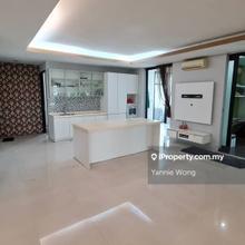 Big Size, with Huge Fountain