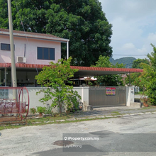 For sale 2 Storey House -corner lot