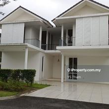 Emerald Bay 3-storey Bungalow - Partial Furnish / 5bed / Swimming Pool