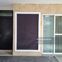 Nice 3 sty court yard villa back garden walking to Publika