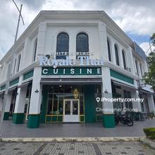 Eco Majestic, Ground Floor Corner Shoplot, Limited 