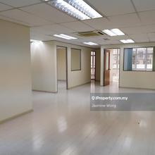 3 storey shop office puteri puchong for rent partly furnish