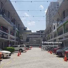 Southkey 3 Storey End Lot Shop For Sale ( Tenanted)