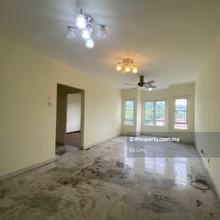 Puchong d'kiara apartment for sale,lift,swimming pool,nice view