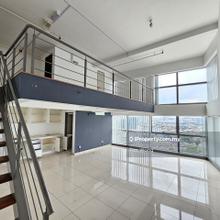Beautiful duplex office. 1006sf pf. Value for money!