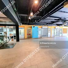 Rent Kk Riverson the Walk 1st floor Shoplot Corner Bare Unit 814 sq ft
