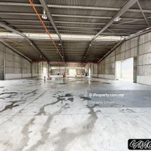 Good location warehouse pandamaran port klang shared entrance
