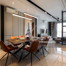Private Lift Lobby Condo