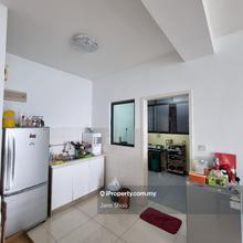 Fully furnished Freehold near lrt Station bukit jalil 