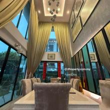 Corner With Lift Fully Renovated 3.5 Storey Duta Villa Setia Alam