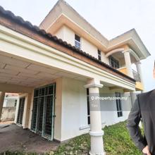 Only 1 Bungalow House in Taman. Welcome to have a View First.