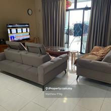 Desa University - Fully Renovated - 2160sf - 2 Car Parks - Sungai Dua