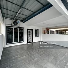 Intermediate 2 Storey House Setia Alam Hot Area Access to NKVE
