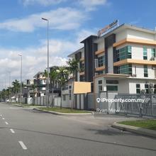 Semi-D factory for Rent