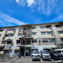 Ground Floor Freehold apartment, Ground Floor Easy access high ceiling