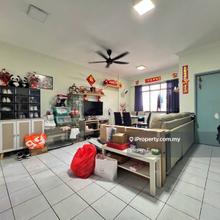 Must View! Move in condition!