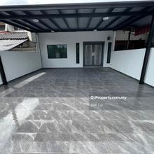 Fully Renovated -Freehold -International Lot -Facing East