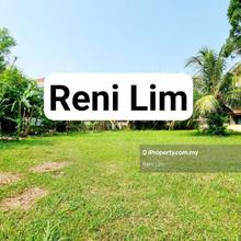 Empty Bungalow Land,8,438sf, Rm 426psf,Good Deal,Rectangular Flat Land