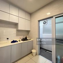 Fully furnished Koi Suite condo Puchong 3r2b Taman Mas Koi Prima