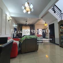 Terrace house for Sale