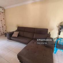 Hot deal Alert! Spacious Aliran Damai Apartment at Unbelievable Price!