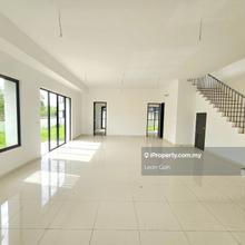 End Lot Tropicana Aman 26 x 80 House For Sale