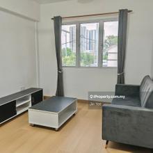 3 Aircond Bukit Jalil townhouse F/ Furnished Kit Cabinet Fridge Washer