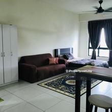 Fully furnished with 1 carpark, ready to move in with good condition