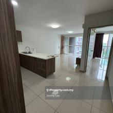 Pj-Ara Damansara- Pacific Place-Walking Distance to LRT & Mall