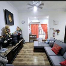 2.5 Sty Landed Blw Bank Value Near Mrt Fully Renovated Nice, Tip Top 