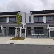 Partly Furnished 2 storey Blooming Kota Emerald Rawang For Rent